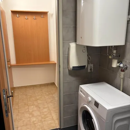 Im Stadtteil Waiern In Appartement